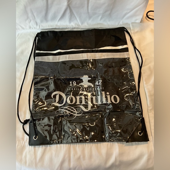 Backpack - Picture 2 of 5